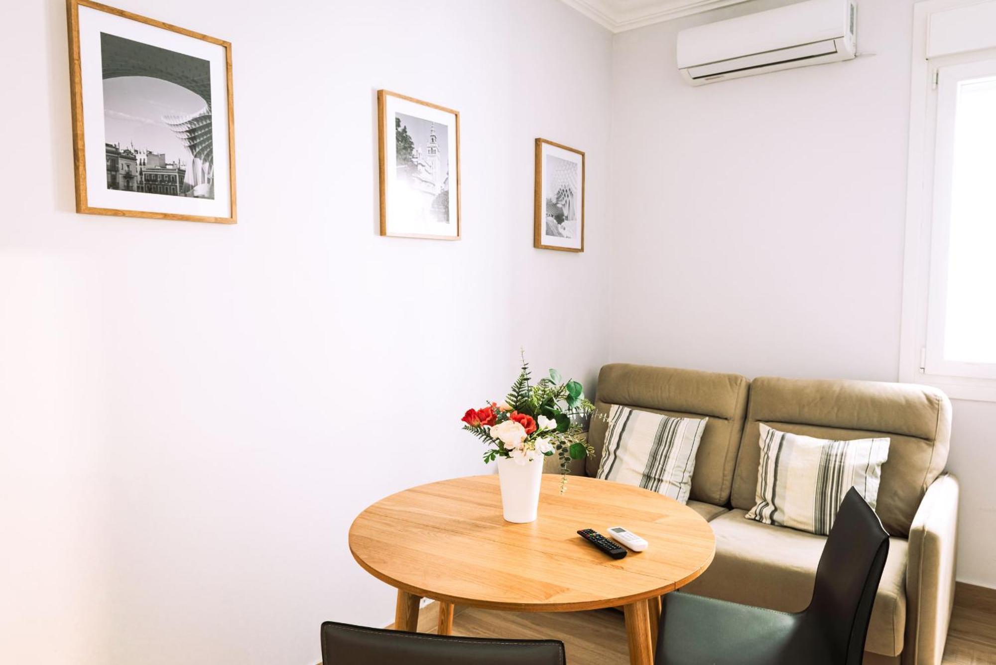 Echo Suites Nervion Seville Exterior photo