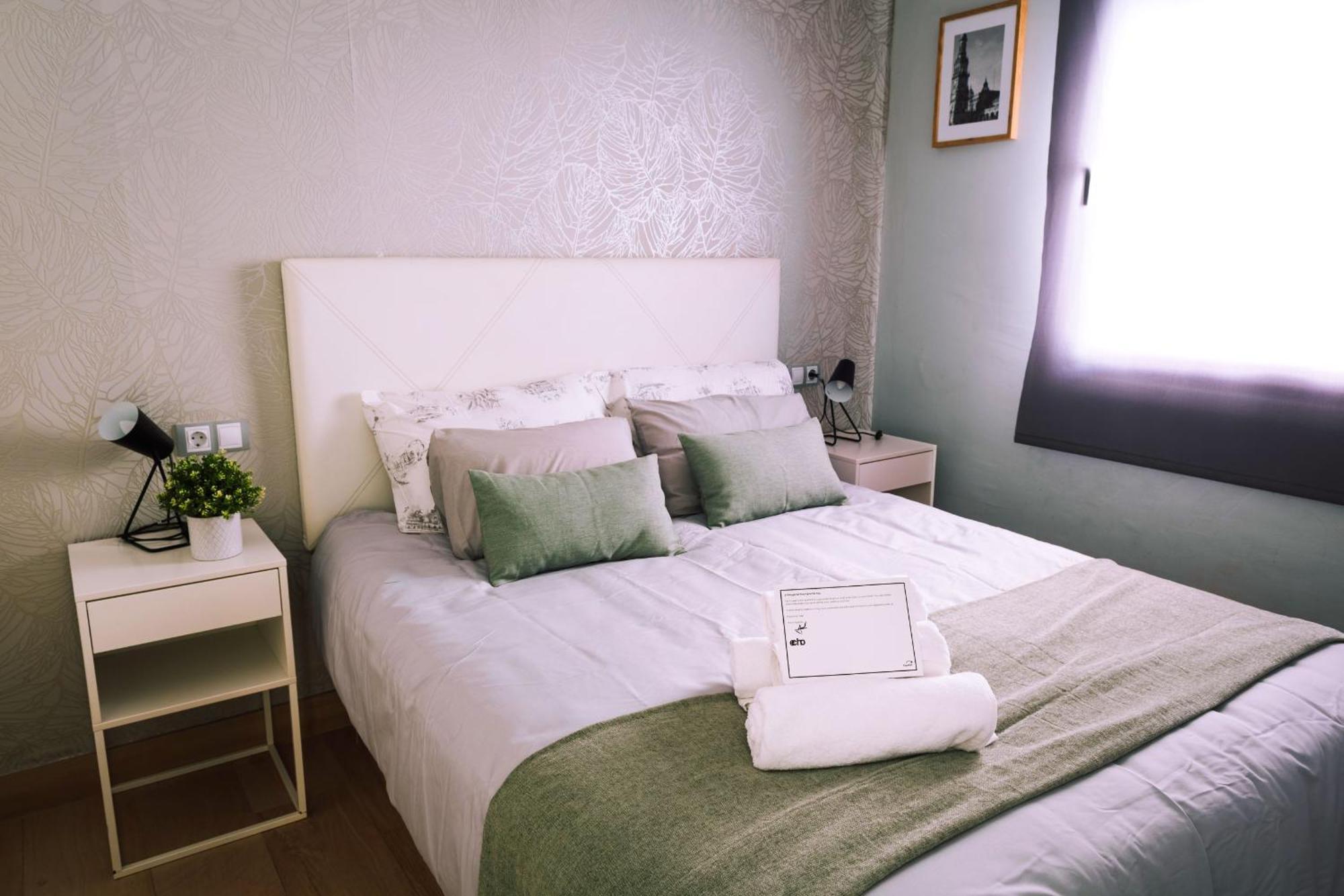 Echo Suites Nervion Seville Exterior photo